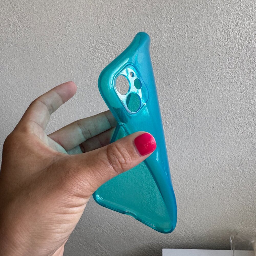 Transparent Blue Case for iPhone 11 – Soft TPU Cover - Picture 4 of 5